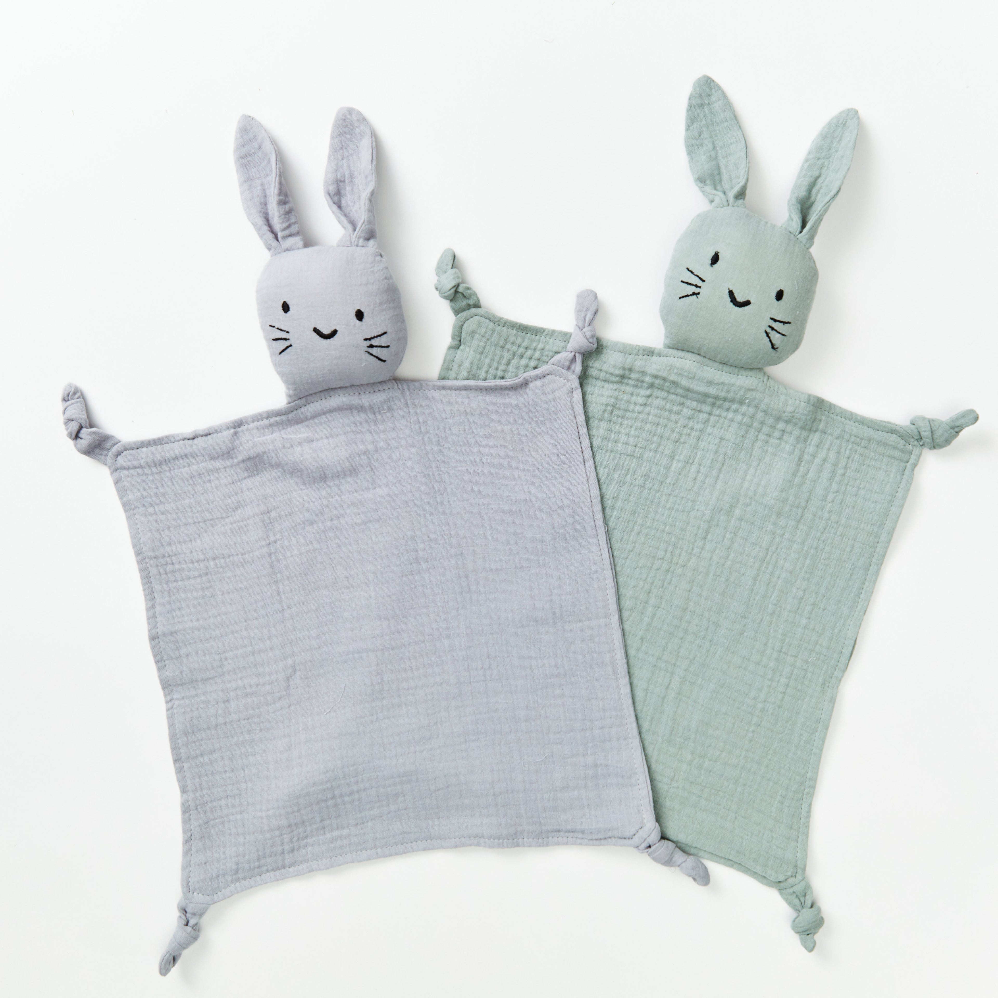 How to Choose the Right Baby Comforter (And Why It Matters More Than You Think)