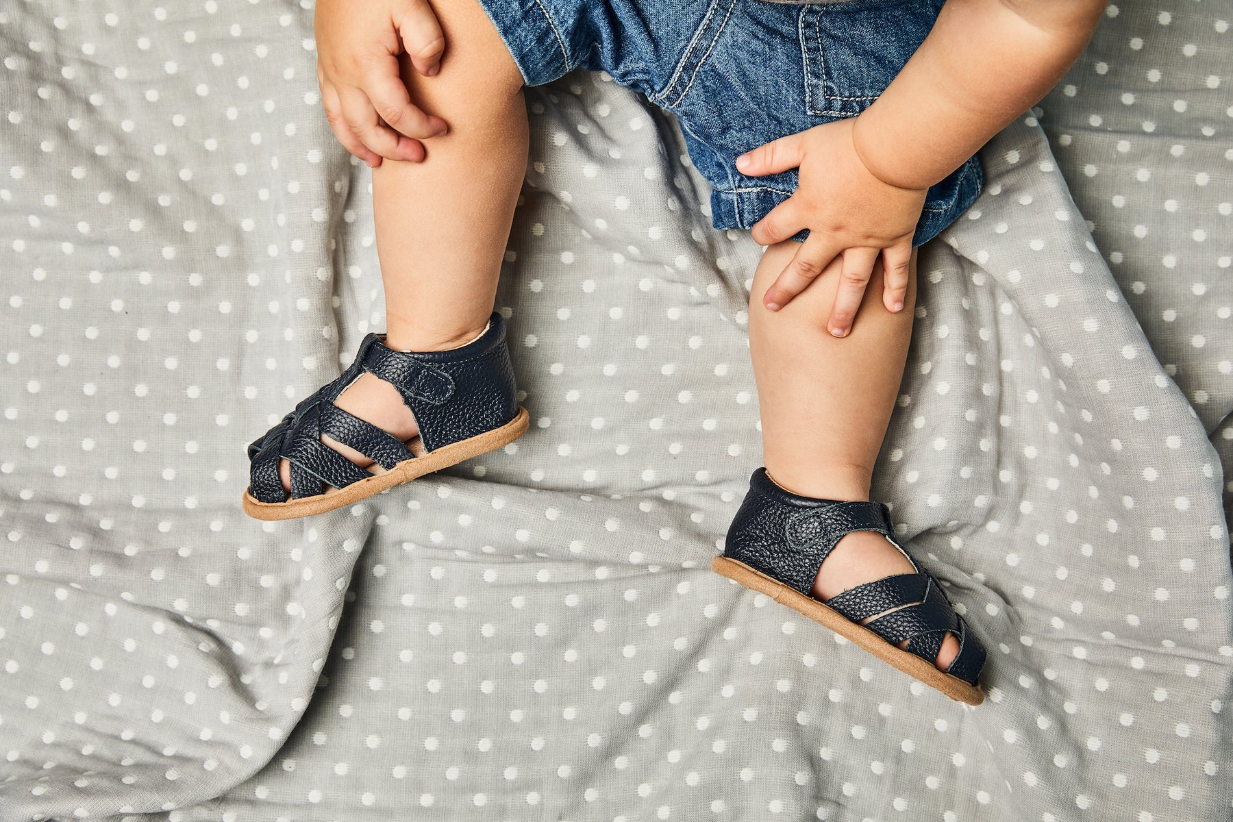 How To Choose The Right Size Shoe for Your Baby