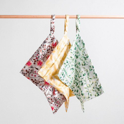 "Hey, Diddle Diddle" Wetbag Trio Bundle — Unisex Gift Set — baby gift set alternate view