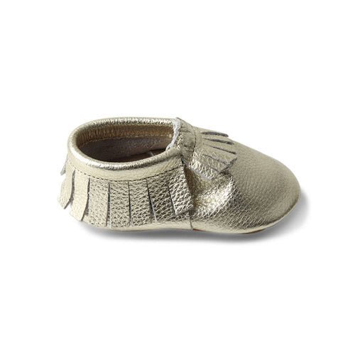 Lace fringe baby shoes — Little Twinkle Baby Fringed Moccasin Shoe on white background
