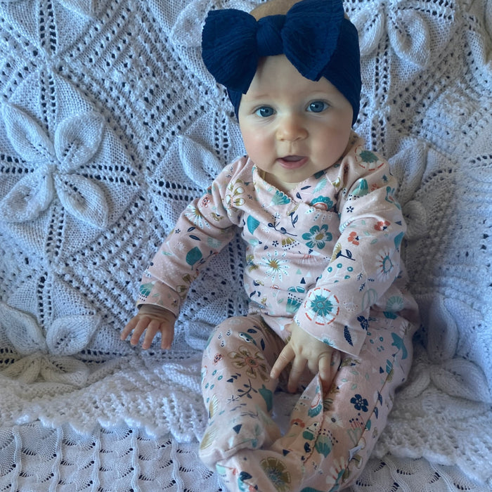 Baby Twist Cable Knit Bow Headband in Navy